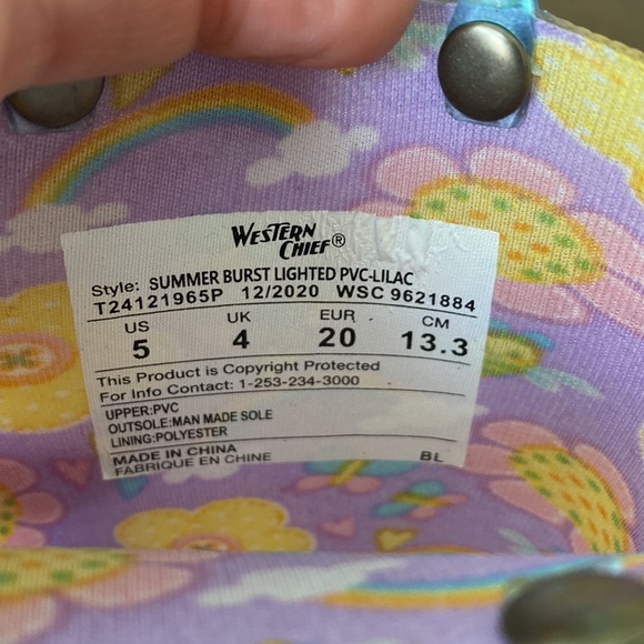 Western Chief Light Up Purple Rubber Rain Boots - Picture 8 of 8